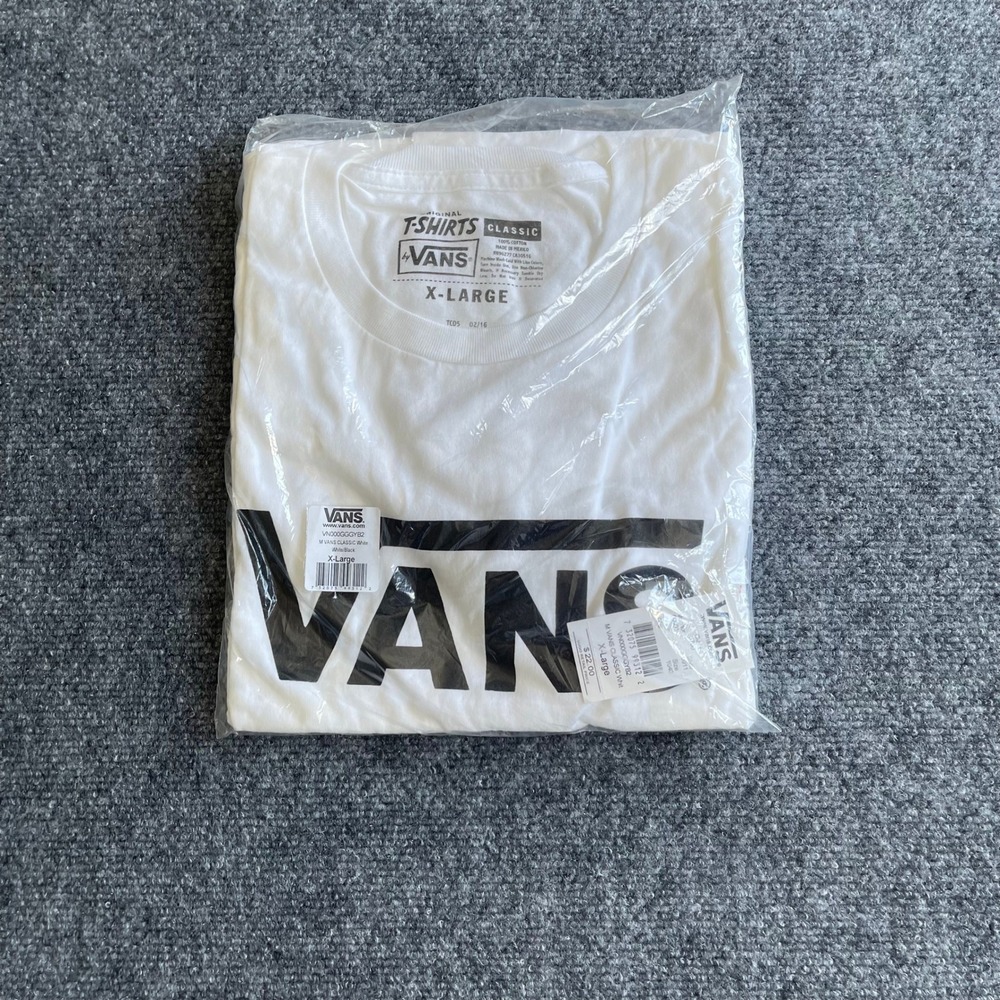 Vans Classic White Black Logo Graphic T-Shirt Mens XL VN000GGGYB2 NEW